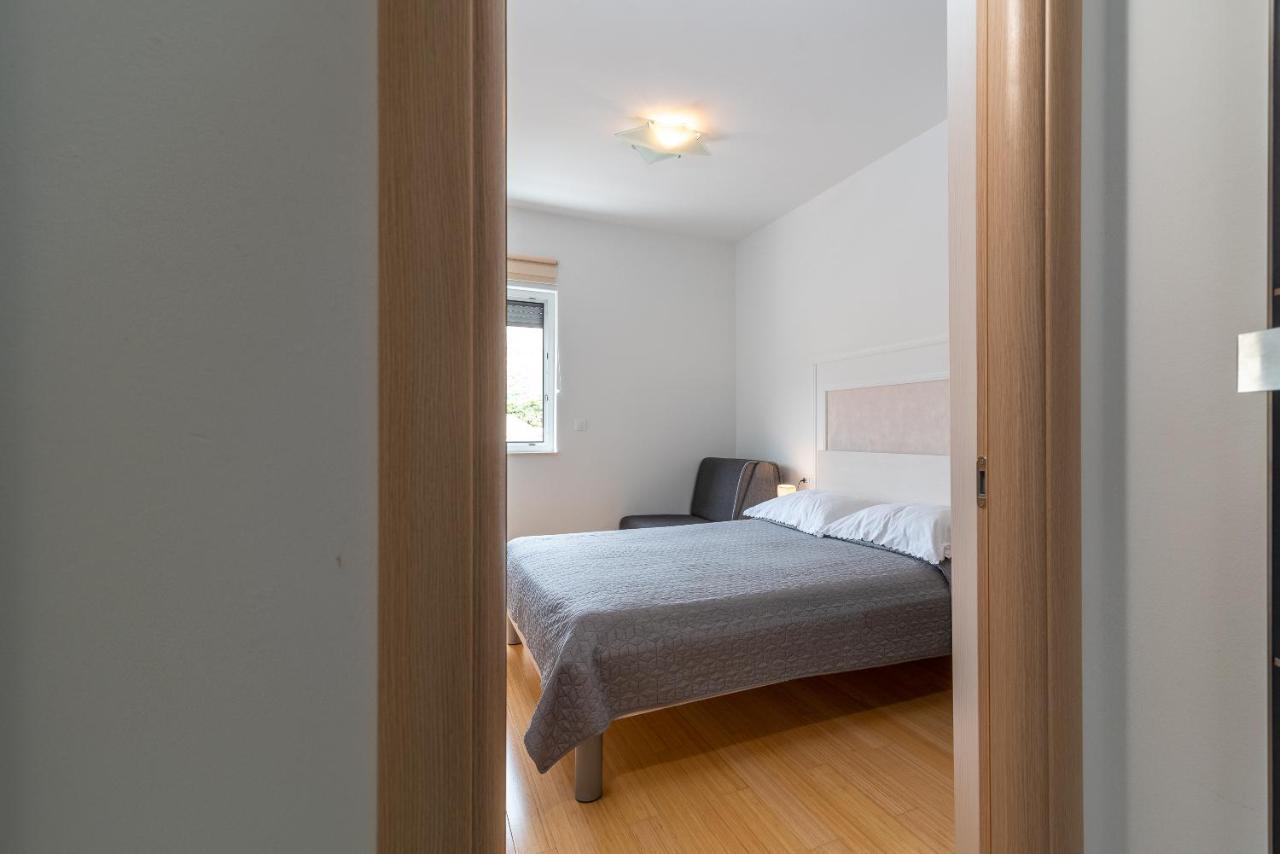 Apartman Lorena Trogir Exterior photo